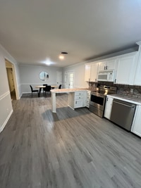 Building Photo - 1102 Auburn Ave