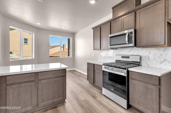 Building Photo - 1466 Copper Point Cir