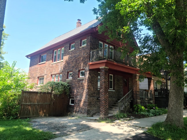 Building Photo - 2583 S Burrell St