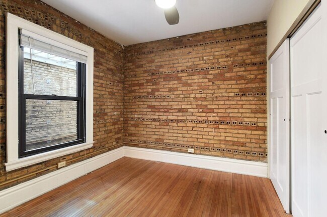 Building Photo - 1204 Harmon Pl
