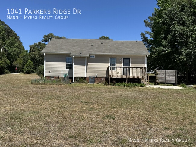 Building Photo - 1041 Parkers Ridge Dr