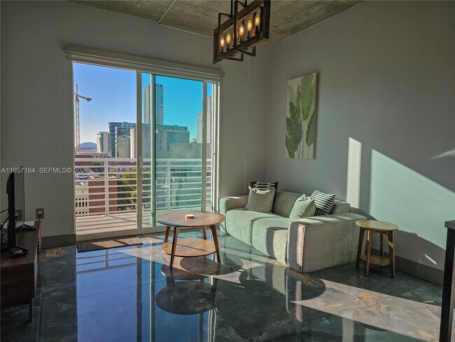 Building Photo - 234 NE 3rd St