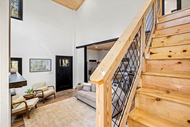 Building Photo - 152 Baxter Rd