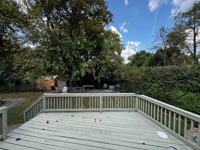 Building Photo - Spacious Furnished 4BR Home with Prime Location Near Marymount and Metro