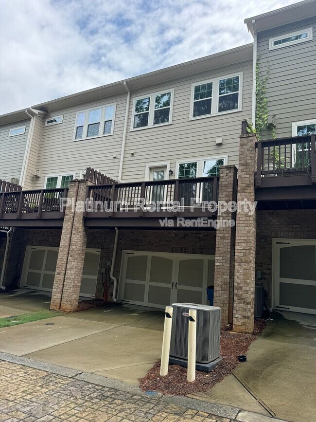 Building Photo - 707 Topsail Ln