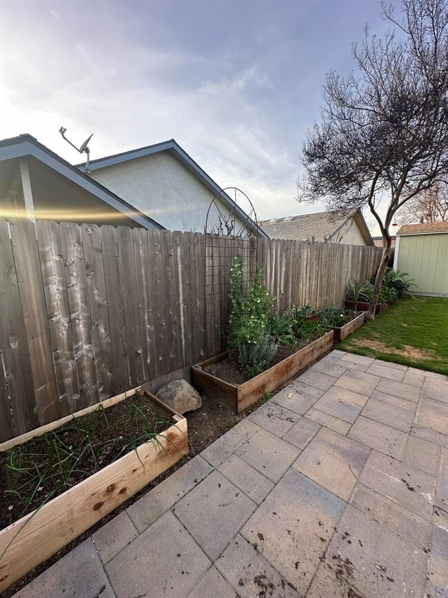 Building Photo - 1130 N Miami Ave