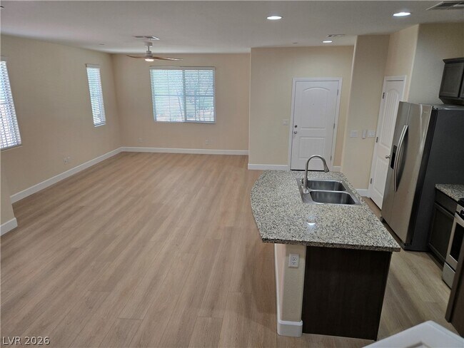 Building Photo - 2715 Hammetts Landing Walk