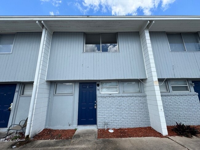 Primary Photo - "Second Month of Rent FREE" Charming 2 Bed...