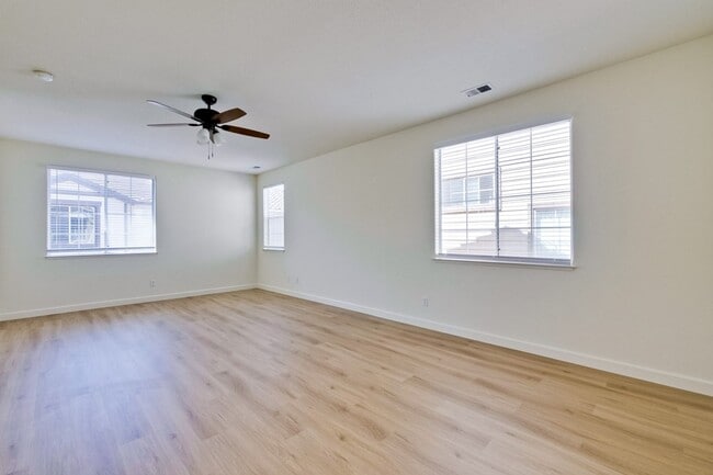 Building Photo - Spacious 4-Bedroom Home on Private Cul-De-Sac | No HOA | Custom Closets, New Floors & Lush Backya...