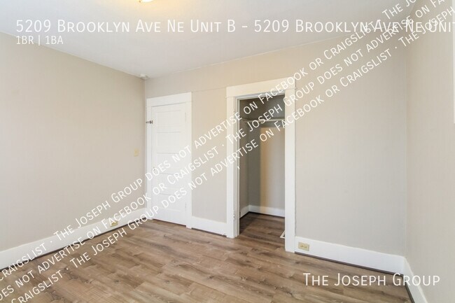 Building Photo - 5209 Brooklyn Ave NE