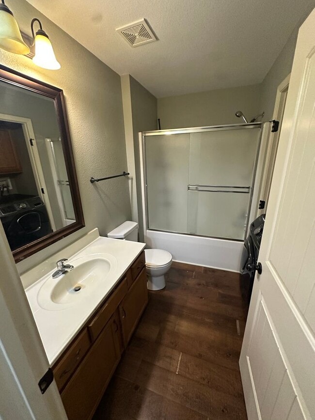 Building Photo - 13724 Post Oak Ln