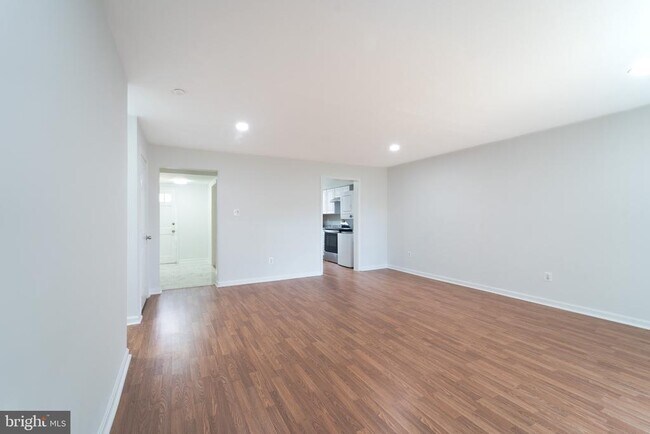 Building Photo - 14421 Saguaro Pl