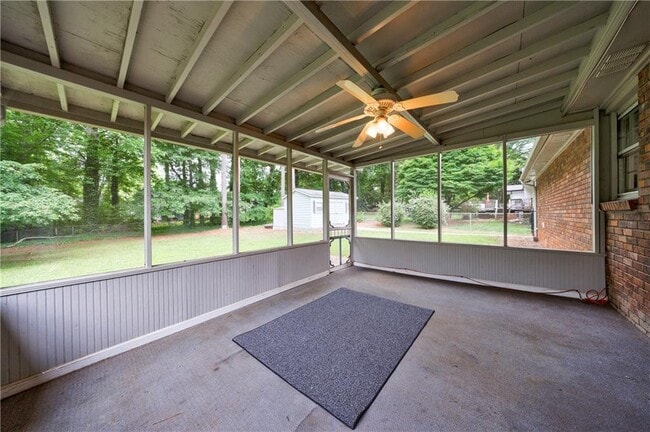 Building Photo - 160 Jayne Ellen Way