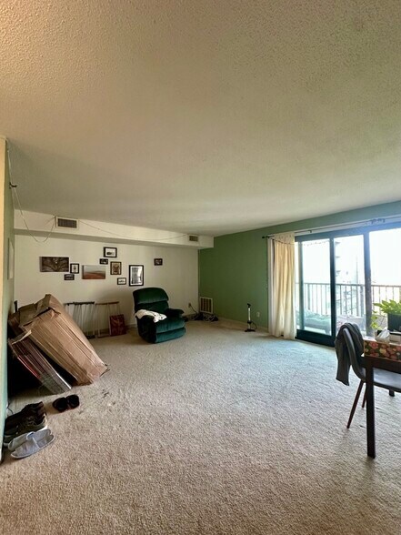 Building Photo - 41 Marion St