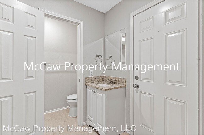 Building Photo - 2 br, 2 bath House - 210 Rolston Rd. Unit 4