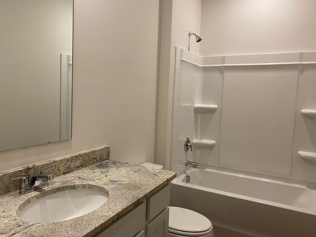 Building Photo - 3404 Feldspar Dr SW