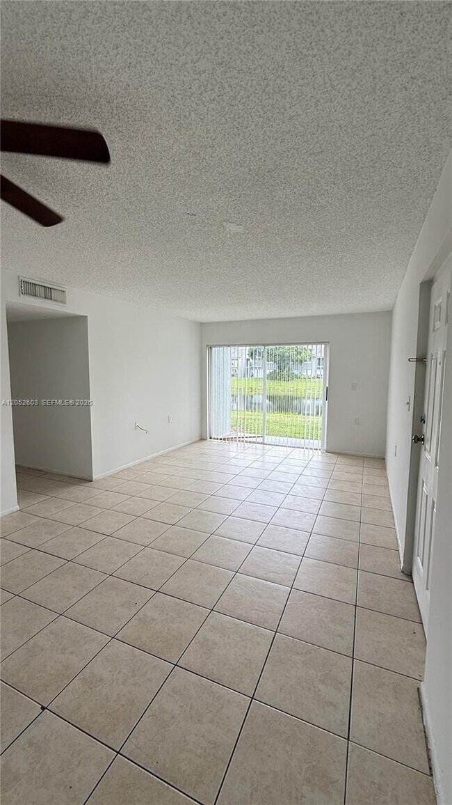 Building Photo - 1163 Lake Terry Dr