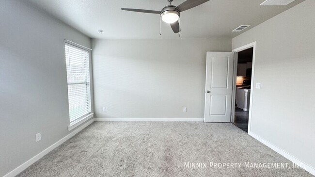 Building Photo - 3219 Abbeville Ave