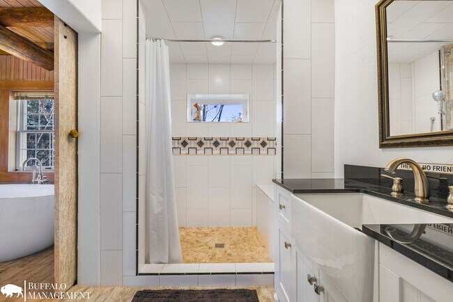 Building Photo - 575 Targhee Towne Rd