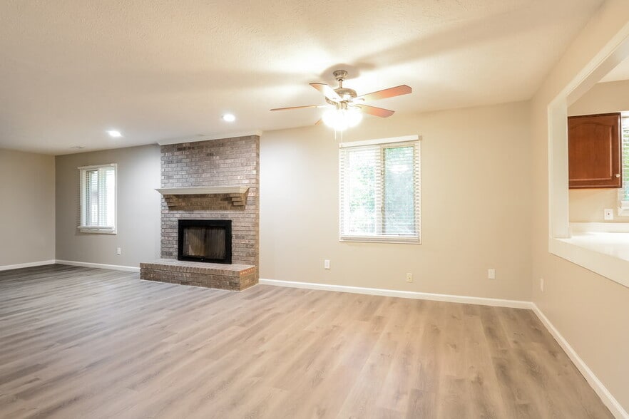 Building Photo - 7419 Cherryhill Dr