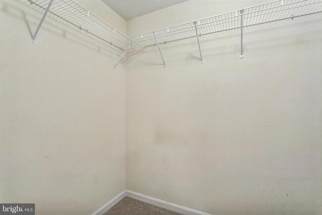 Building Photo - 14610 Balsam Ct
