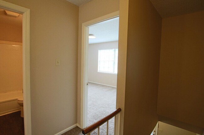 Building Photo - Delmar Dr. 2510/2512