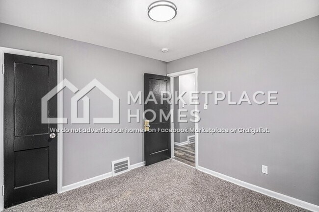 Building Photo - 16487 Edmore Dr