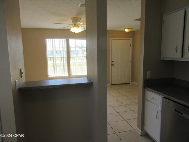 Building Photo - 1601 Louisiana Ave