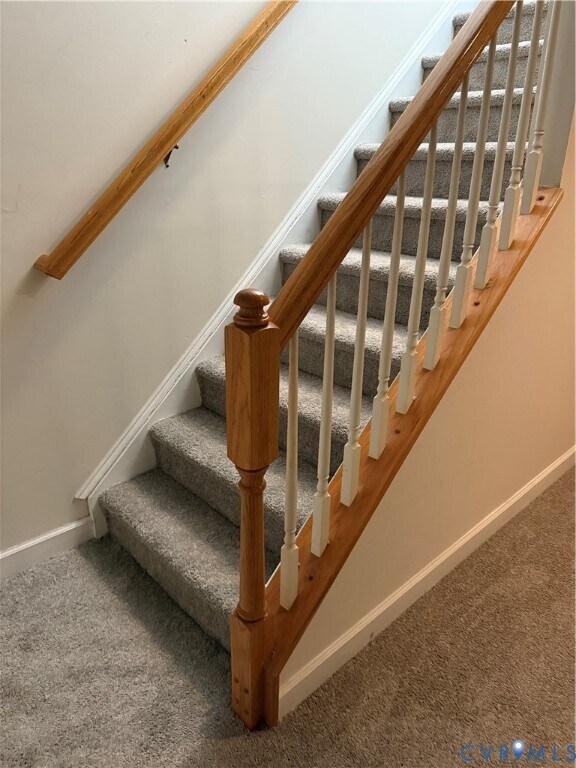 Building Photo - 208 Terrace Dr