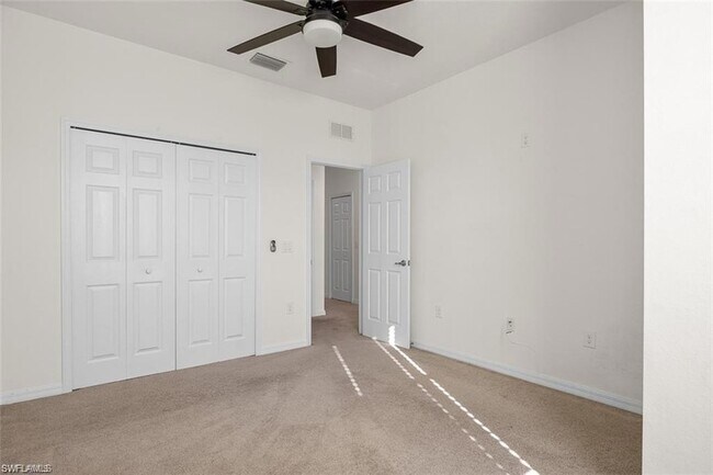 Building Photo - 2707 Blossom Wy