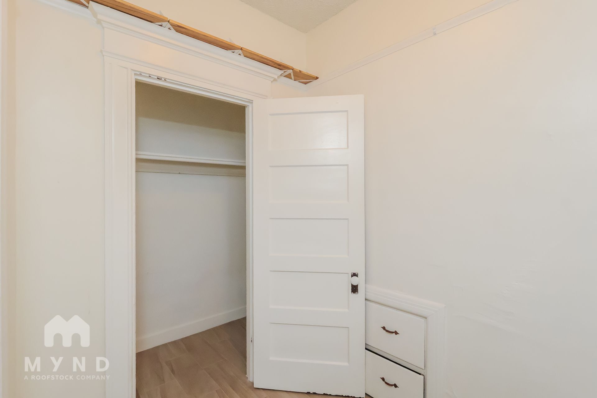 Building Photo - 825 14th St