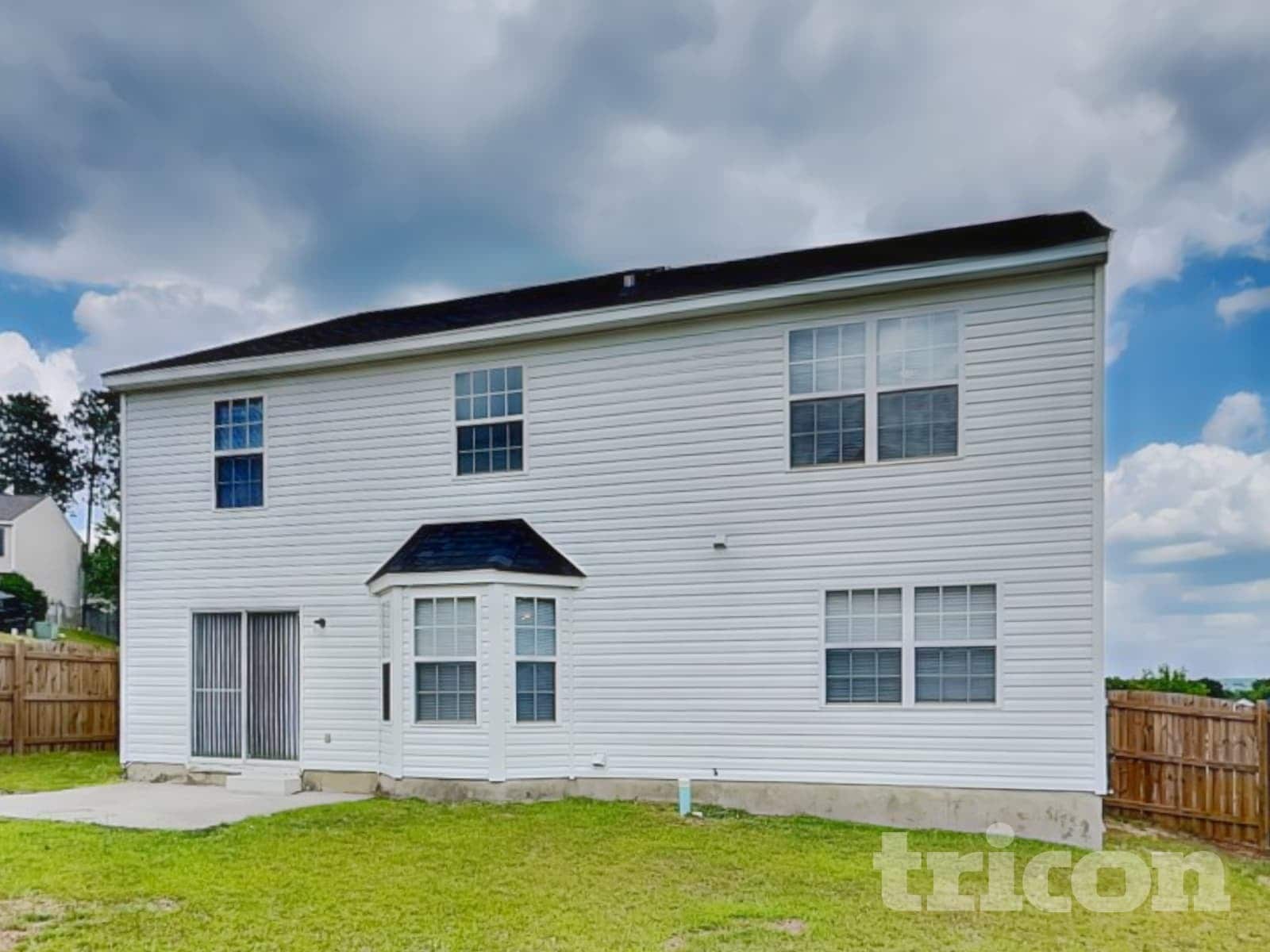 Building Photo - 136 Cherry Laurel Dr