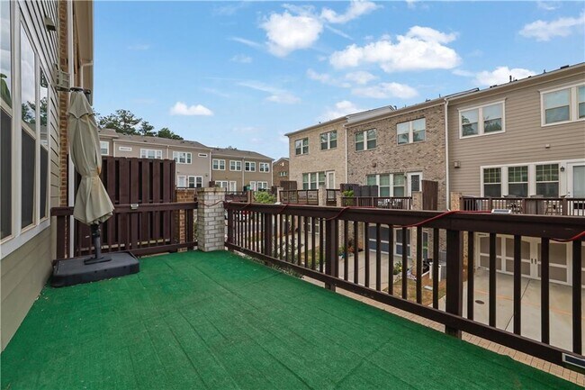 Building Photo - 724 Topsail Ln