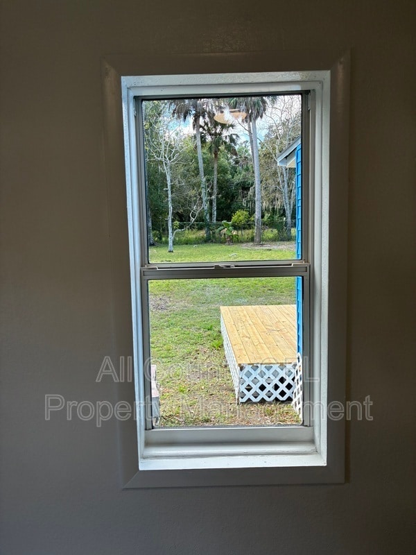 Building Photo - 812 Marion St