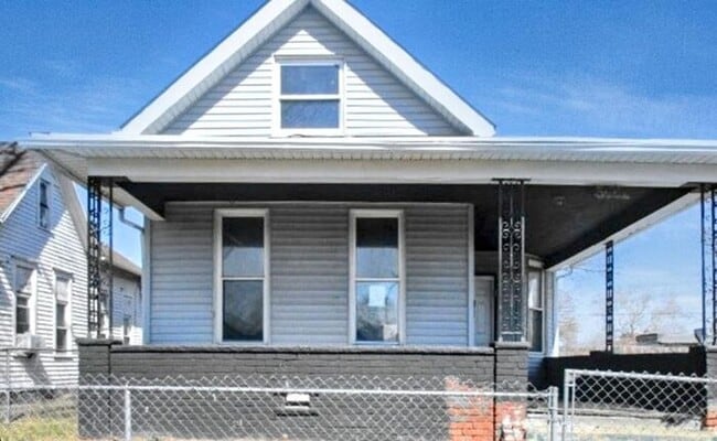 Building Photo - Charming 3-Bedroom Home with Convenient Lo...