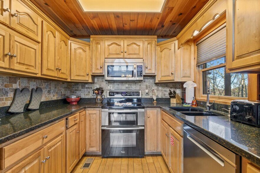 Building Photo - 3044 Wears Overlook Way