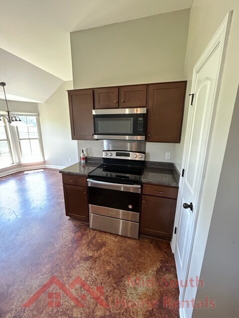 Building Photo - 8894 Smith Ranch Dr