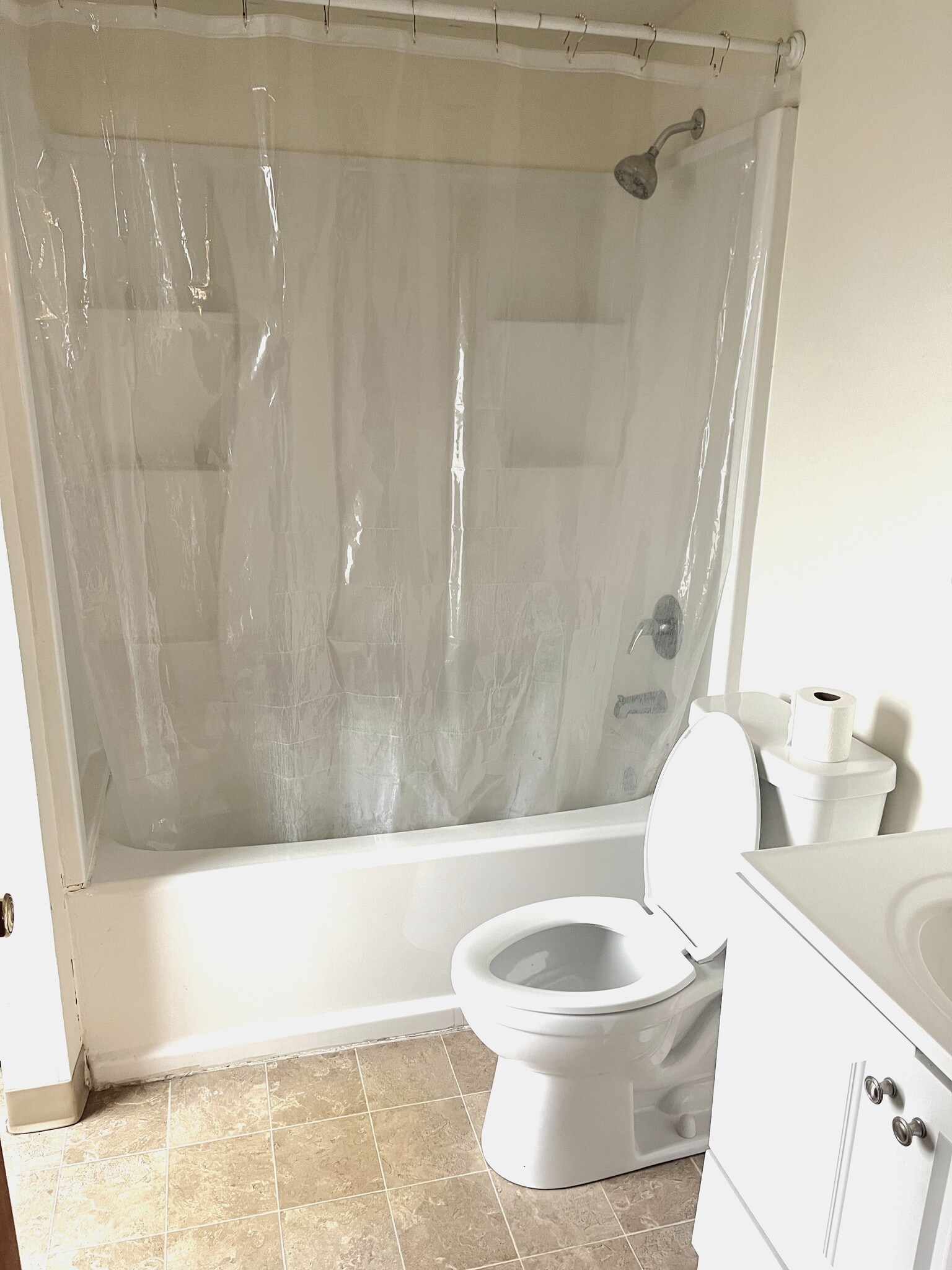 Building Photo - 1605 Chestnut St