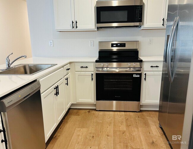 Building Photo - 19349 Gray Horse Dr