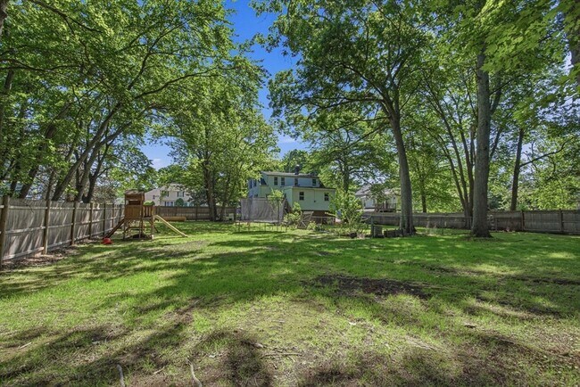 Building Photo - 70 Riverside Ave