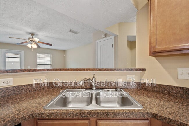 Building Photo - 3048 Burnt Pine Dr