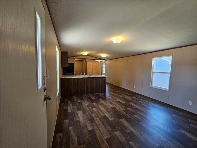 Building Photo - 16299 Crockett Martin Ests Dr