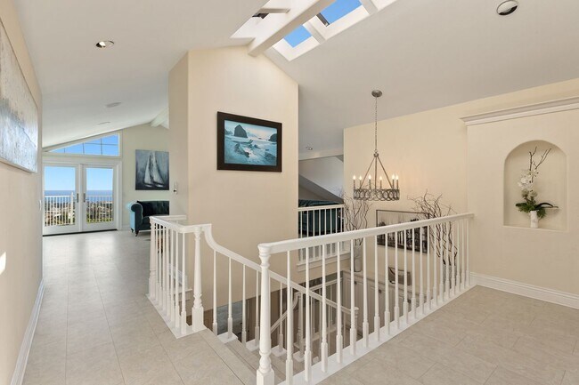 Building Photo - 24448 Alta Vista Dr