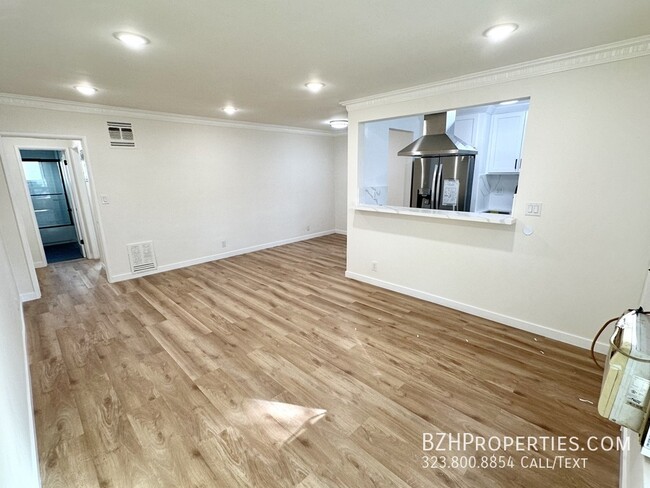 Primary Photo - Brand New Renovated 1Bedroom 1Bathroom In ...