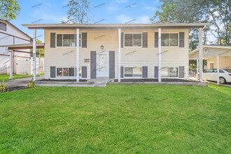 Building Photo - 5244 Ville Angela Ln