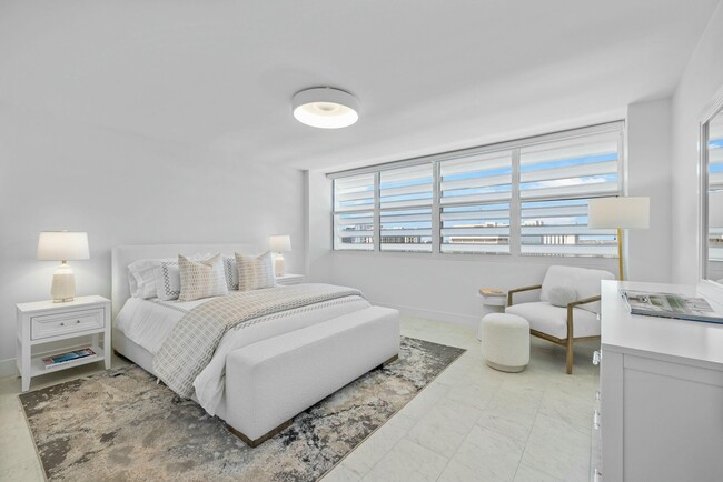 Building Photo - 400 N Flagler Dr