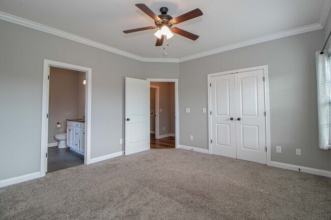 Building Photo - 3300 Twelve Oaks Blvd