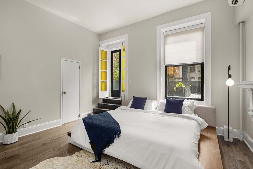 Building Photo - 179 Sullivan St