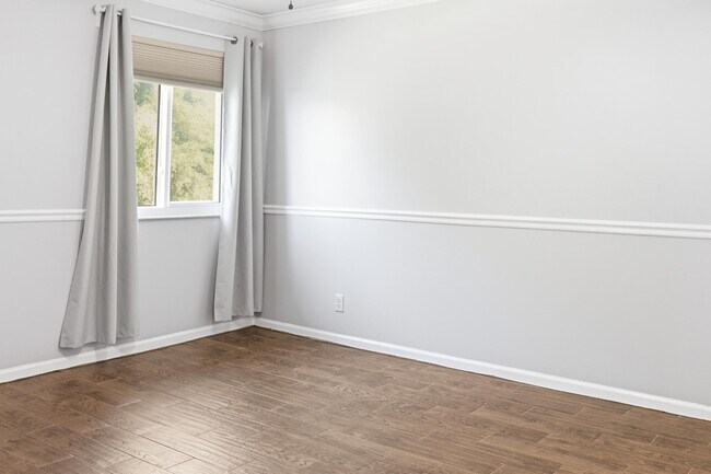 Building Photo - 460 NW 67th St