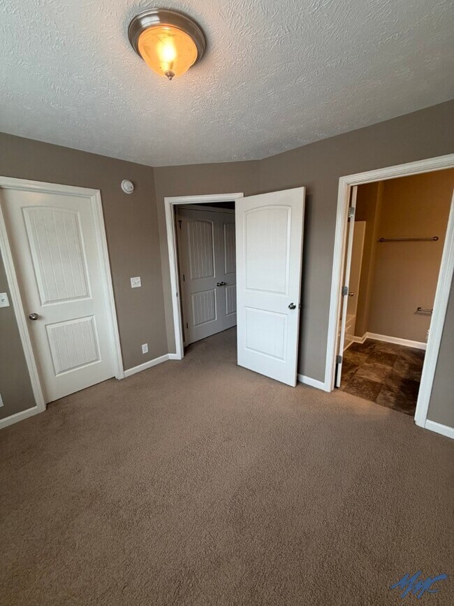 Building Photo - 1505 Orange Ct